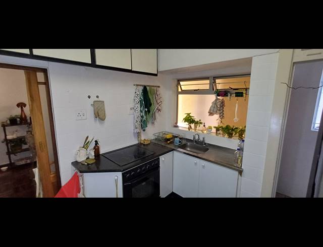 3 BEDROOM APARTMENT FOR SALE IN GLENWOOD